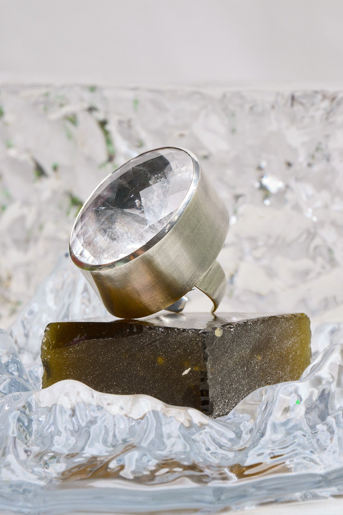 Oval Colossus Ring in Striated Crystal (Silver) Jewelry Vesper Obscura