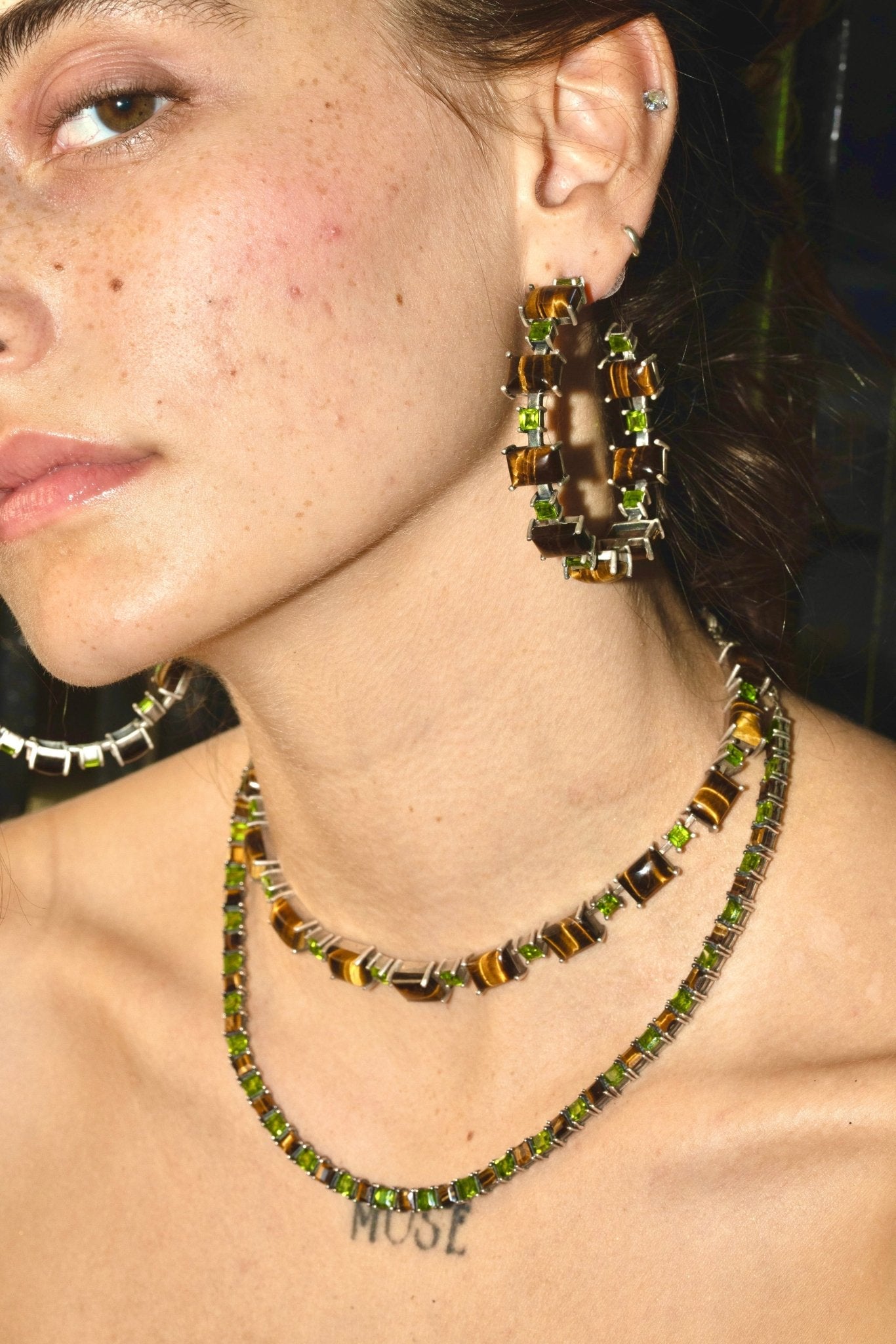 Battlement hoops in Tiger Eye and Peridot (Silver) Jewelry Vesper Obscura