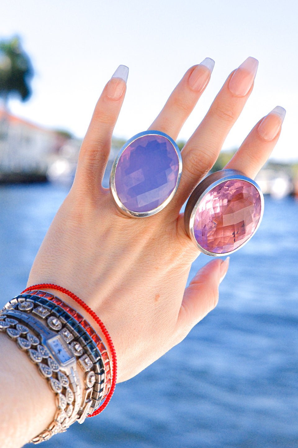 Oval Colossus Ring in Periwinkle (Silver)