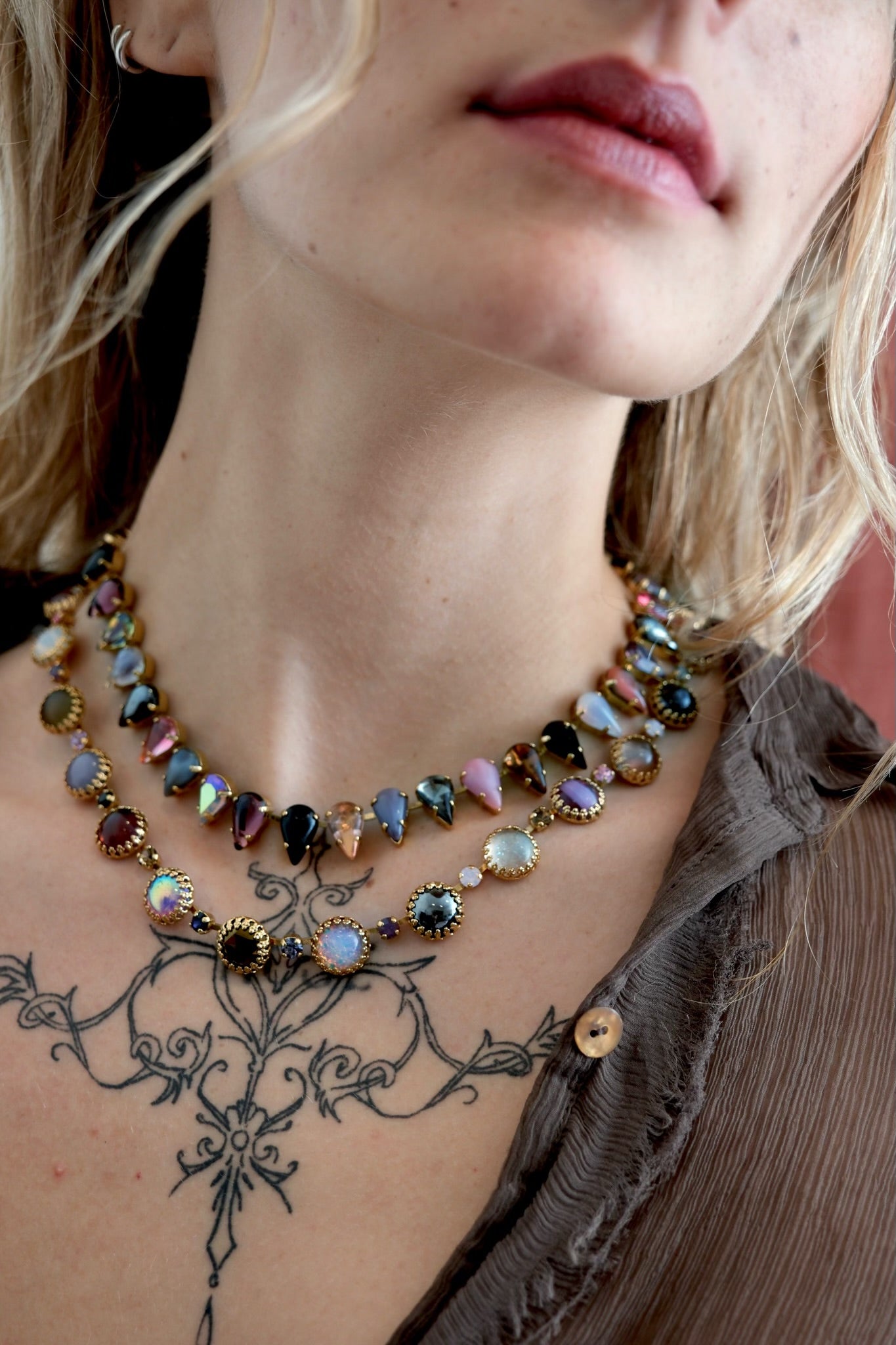 Fang Layering Choker in Punk Rocks (Gold) Jewelry Vesper Obscura