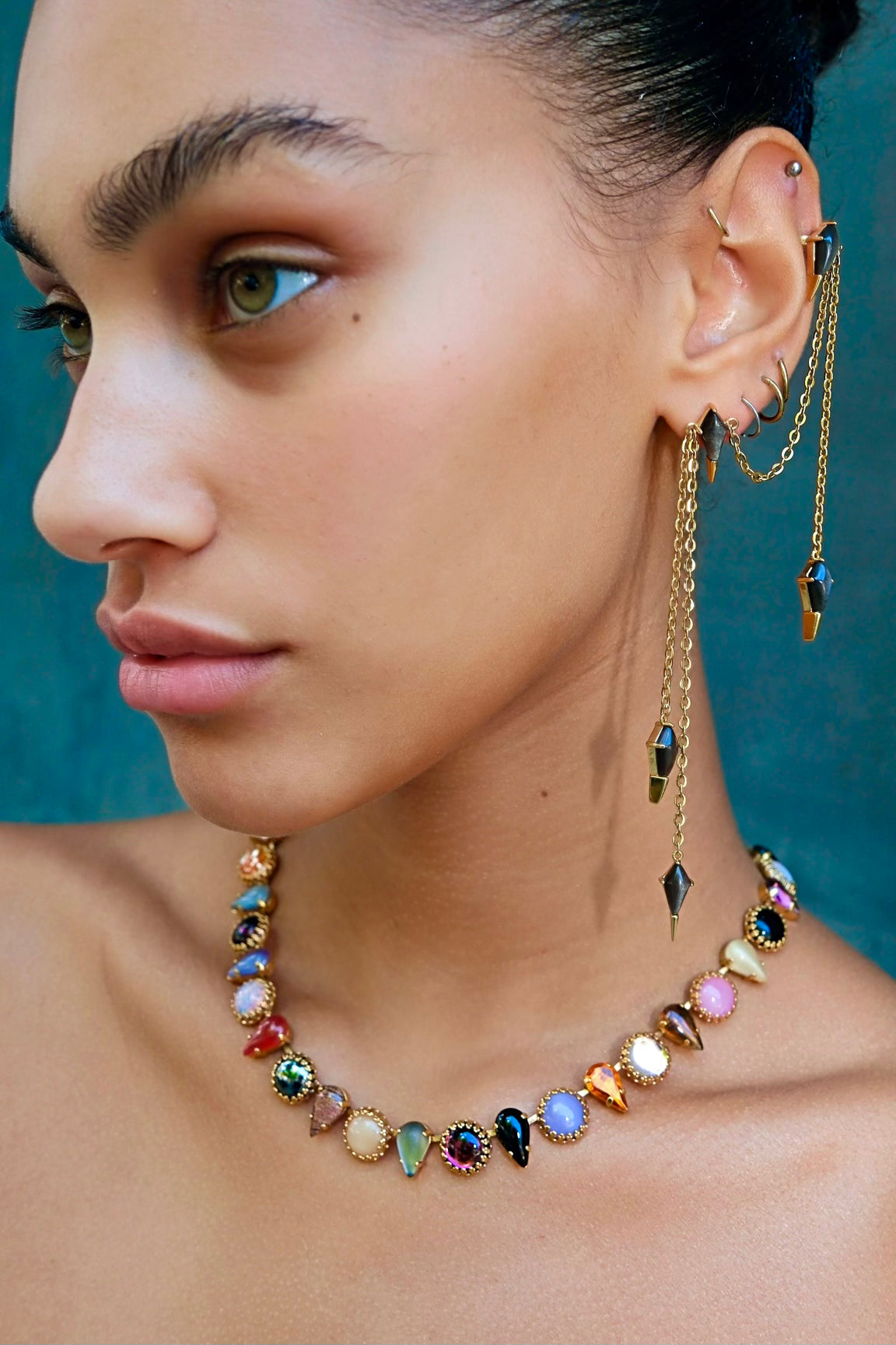 LAYERING CHOKER IN PUNK ROCKS (GOLD) Jewelry mia vesper