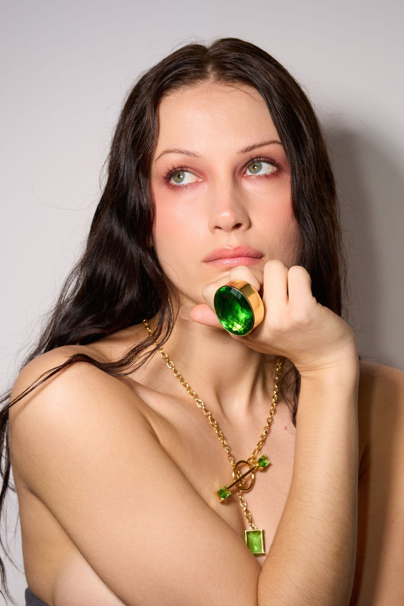 Oval Colossus Ring in Green Envy (Gold) Jewelry Vesper Obscura