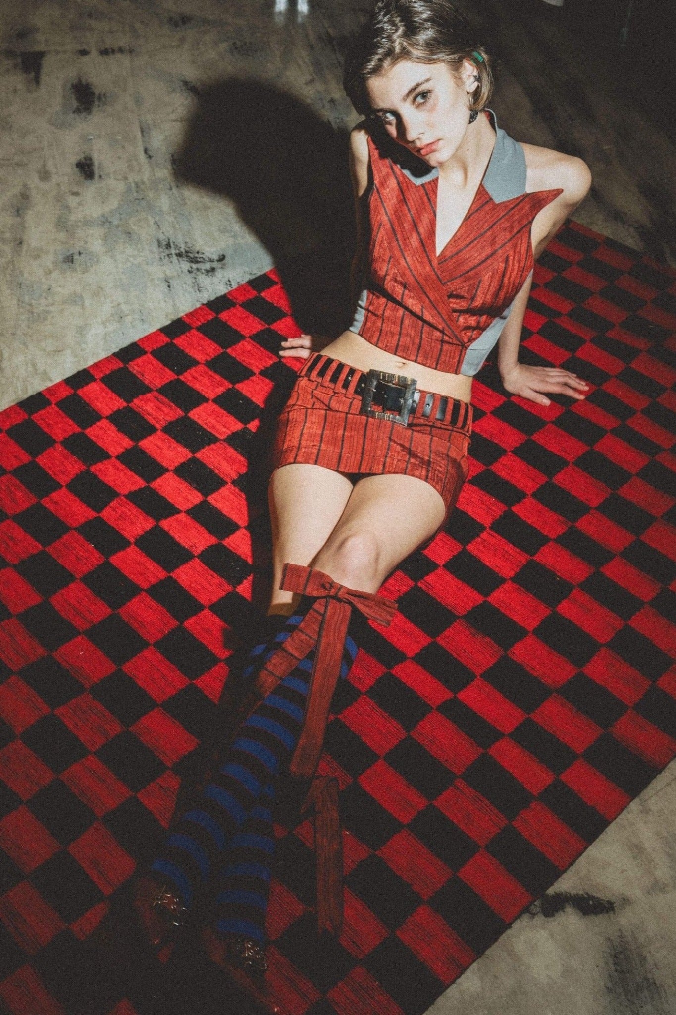 Silk Spindle Mini Skirt in Cardinal (Size 0 Only) Bottoms Vesper Obscura