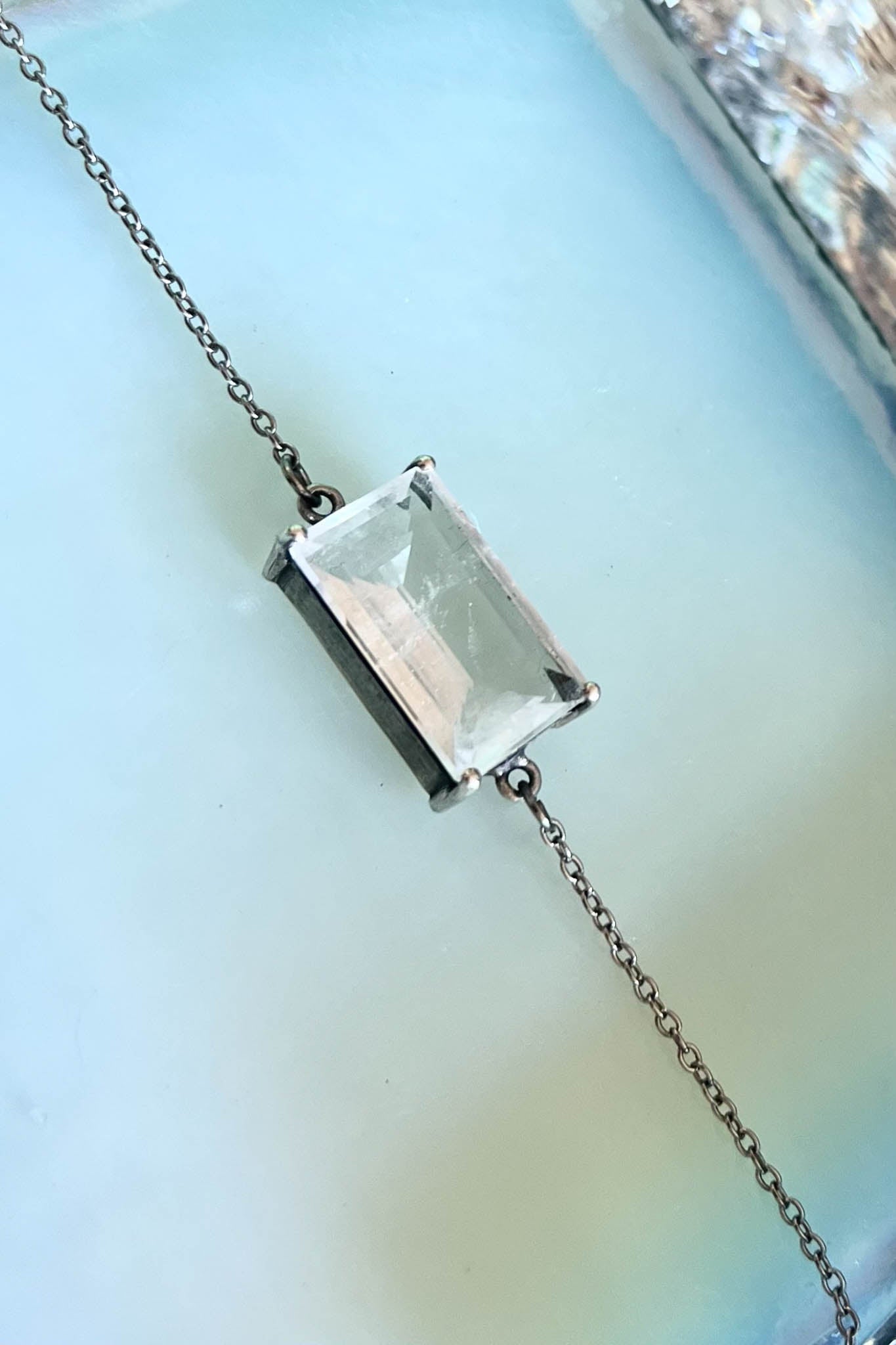 Obscura Stacking Shards in Striated Crystal (Silver)