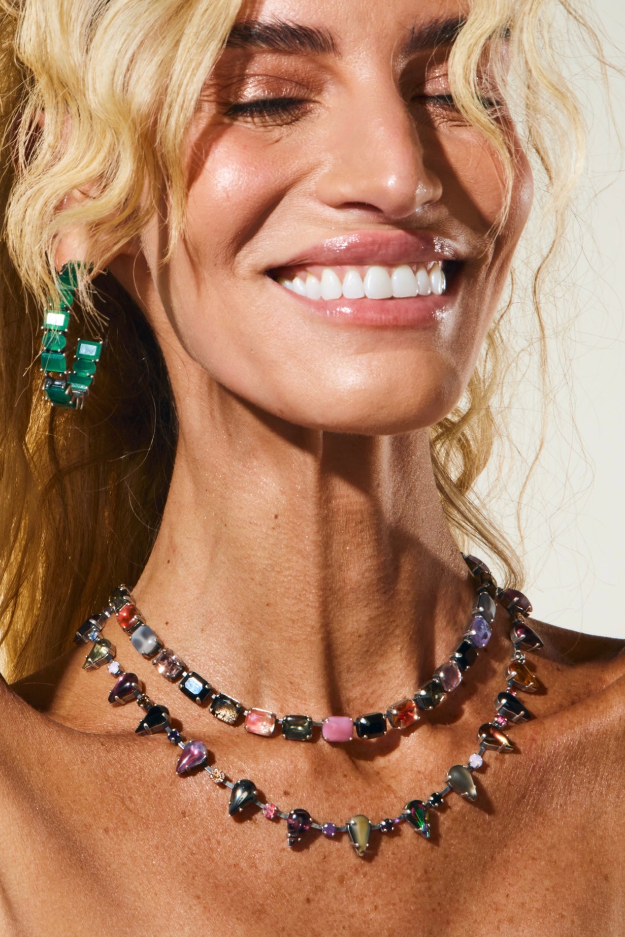 Castellar Layering choker in punk rocks